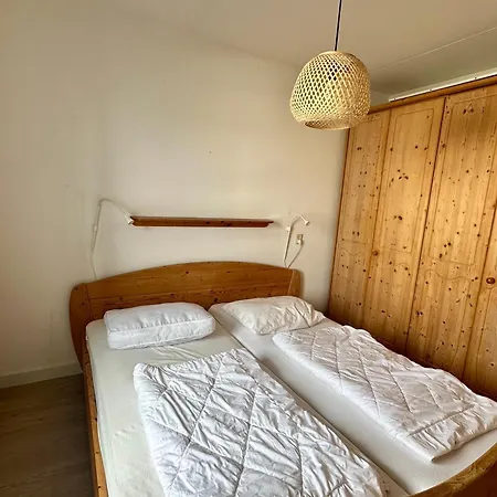 Badhotel 325 *